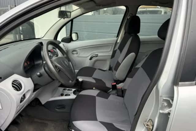 Citroën C3 (2002) thumbnail 6