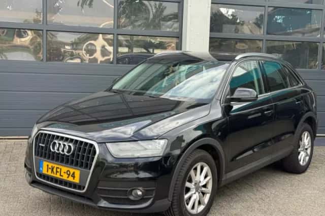 Audi Q3 (2013) thumbnail 2