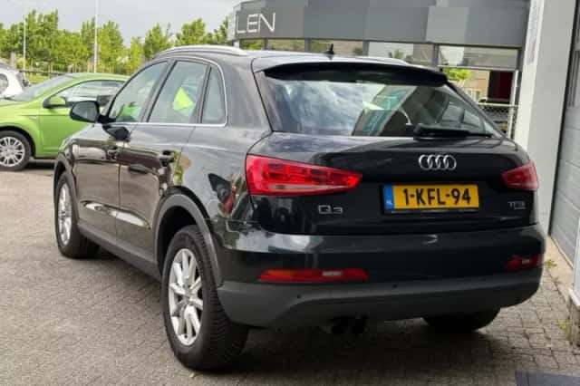Audi Q3 (2013) thumbnail 4