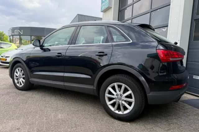 Audi Q3 (2013) thumbnail 5