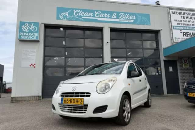 Suzuki Alto (2011) thumbnail 1