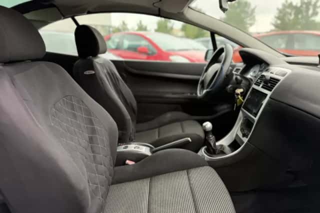 Peugeot 307 (2004) thumbnail 6