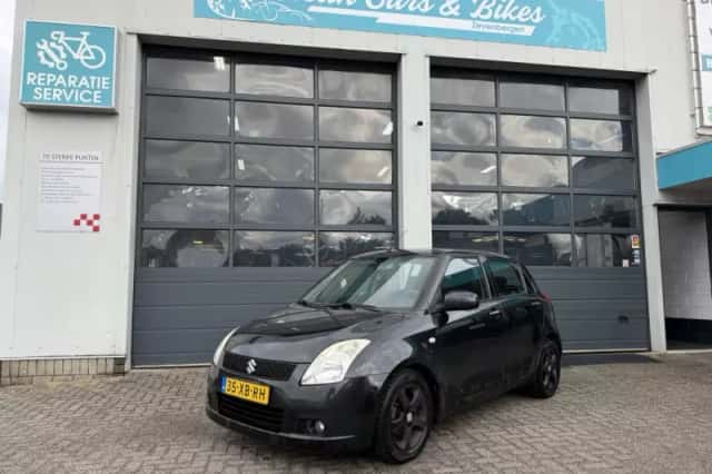 Suzuki Swift (2007) thumbnail 1