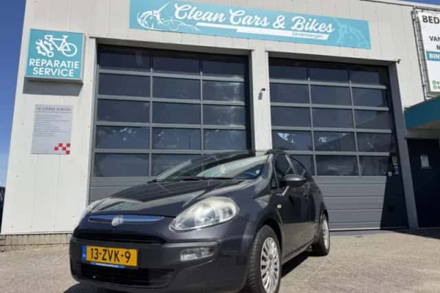 Fiat Punto Evo (2011) thumbnail 1