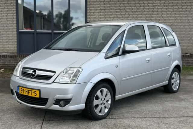 Opel Meriva (2008) thumbnail 2