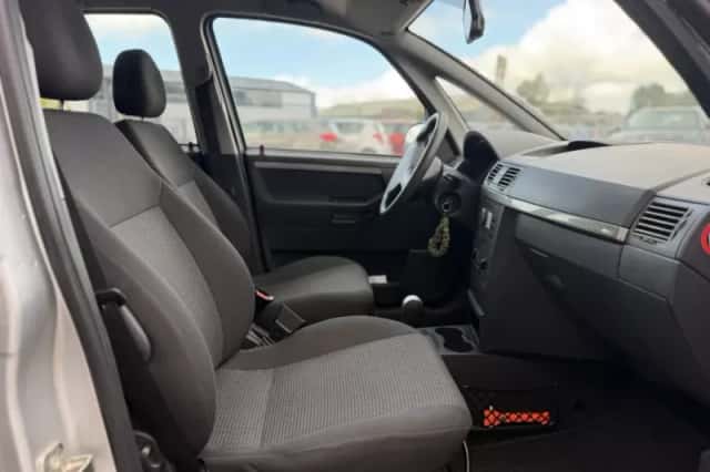 Opel Meriva (2008) thumbnail 5