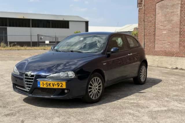Alfa Romeo 147 (2007) thumbnail 2