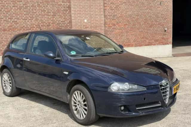 Alfa Romeo 147 (2007) thumbnail 3