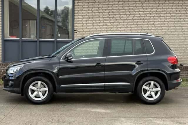 Volkswagen Tiguan (2013) thumbnail 3