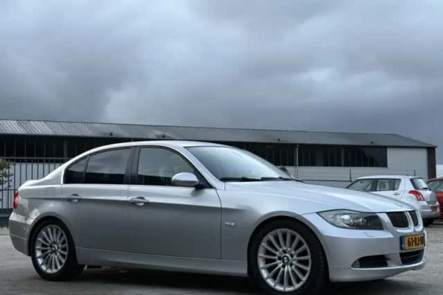 BMW 3-Serie (2005) thumbnail 4