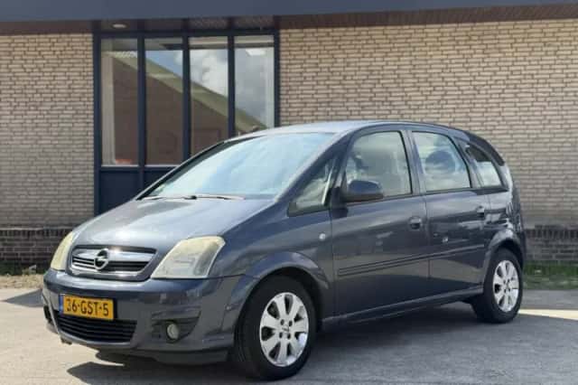 Opel Meriva (2008) thumbnail 2
