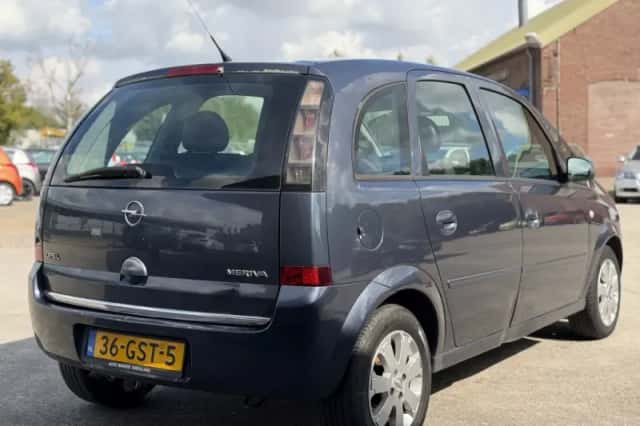 Opel Meriva (2008) thumbnail 5
