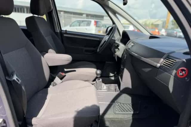 Opel Meriva (2008) thumbnail 6