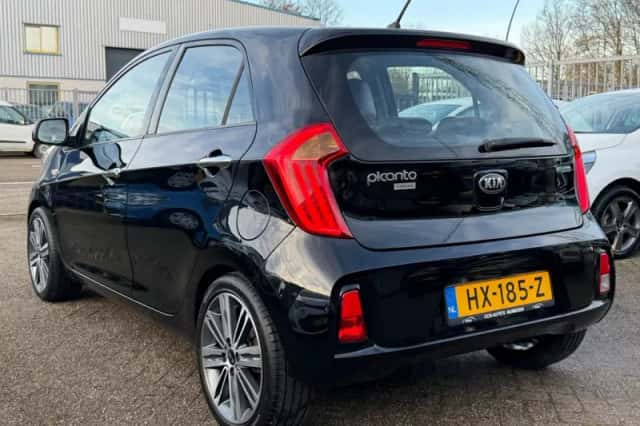 Kia Picanto (2016) thumbnail 5