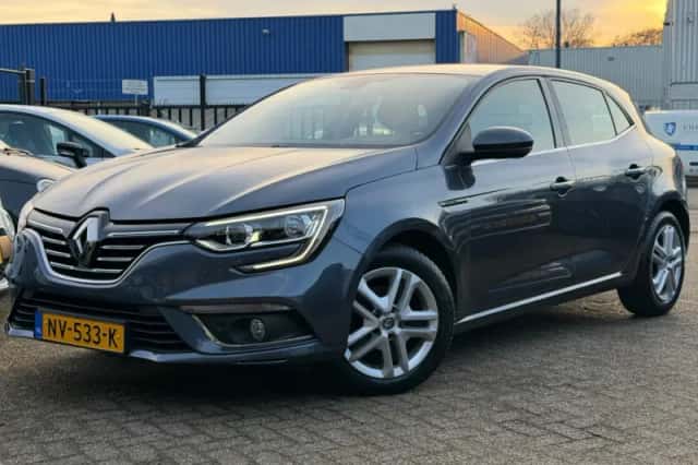 Renault Mégane (2017) thumbnail 1