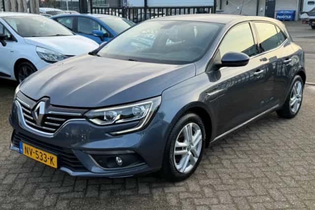 Renault Mégane (2017) thumbnail 4
