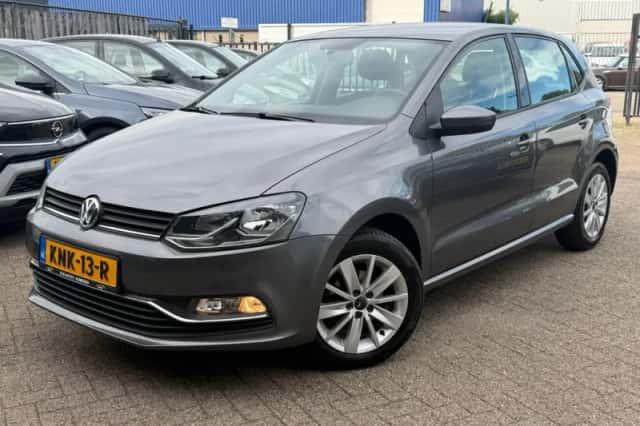 Volkswagen Polo (2014) thumbnail 1