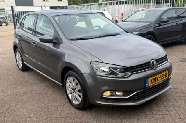 Volkswagen Polo (2014) thumbnail 5