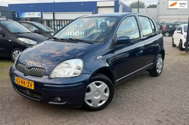 Toyota Yaris (2005) thumbnail 1