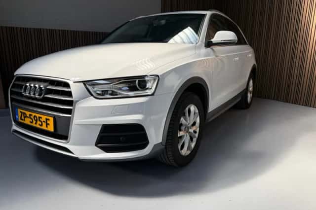 Audi Q3 (2015) thumbnail 1