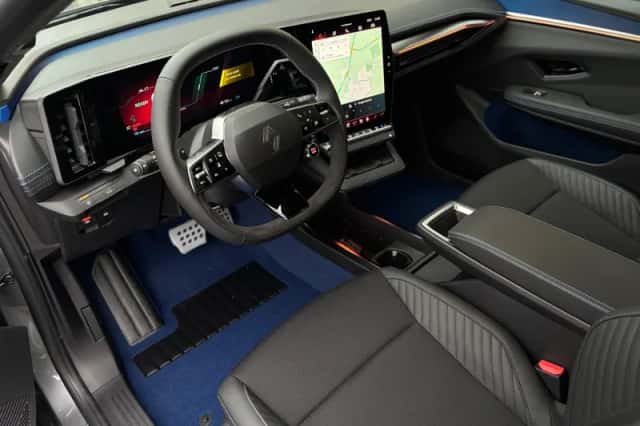 Renault Scénic (2025) thumbnail 2