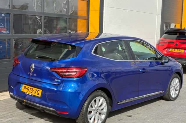 Renault Clio (2022) thumbnail 5