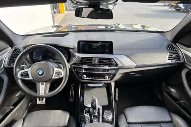 BMW X3 (2021) thumbnail 4
