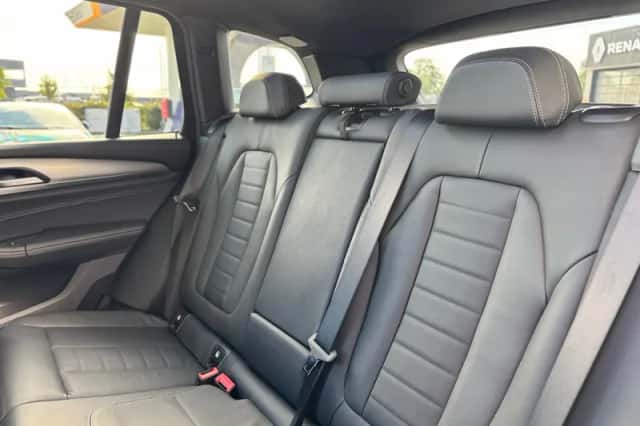 BMW X3 (2021) thumbnail 6