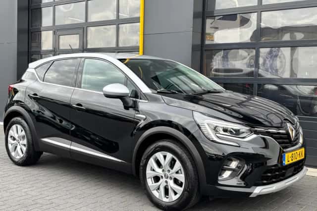 Renault Captur (2021) thumbnail 1