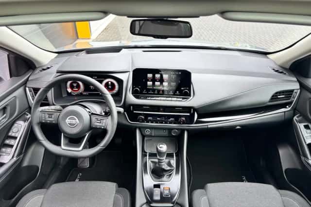 Nissan Qashqai (2021) thumbnail 4