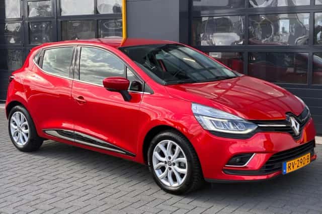 Renault Clio (2017) thumbnail 1