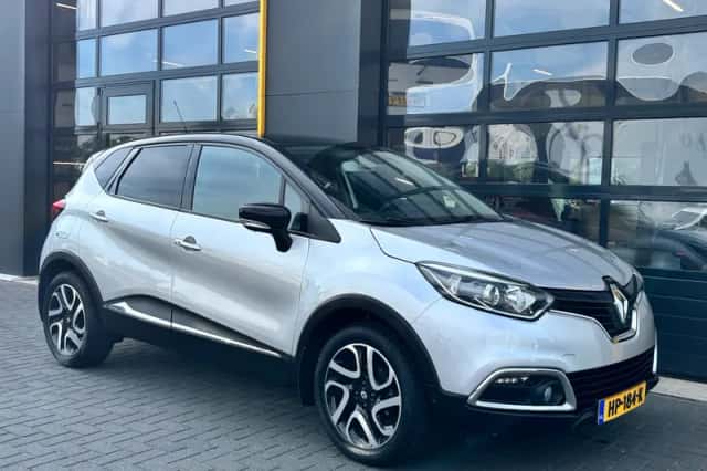 Renault Captur (2015) thumbnail 1