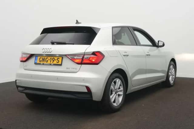 Audi A1 (2024) thumbnail 6