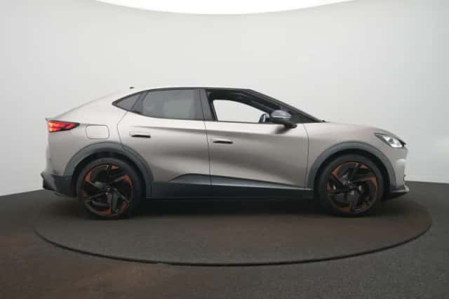 CUPRA Tavascan (2025) thumbnail 5