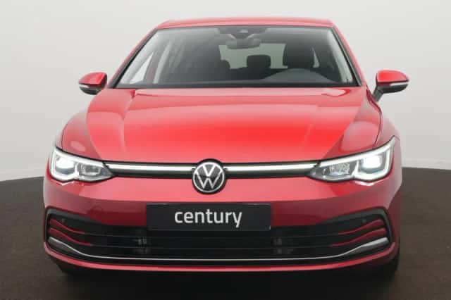 Volkswagen Golf (2021) thumbnail 3