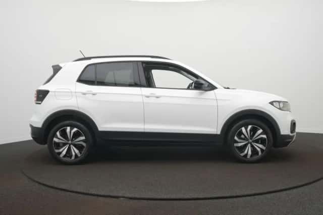 Volkswagen T-Cross (2021) thumbnail 4