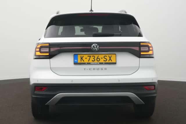 Volkswagen T-Cross (2021) thumbnail 6
