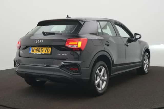 Audi Q2 (2022) thumbnail 5