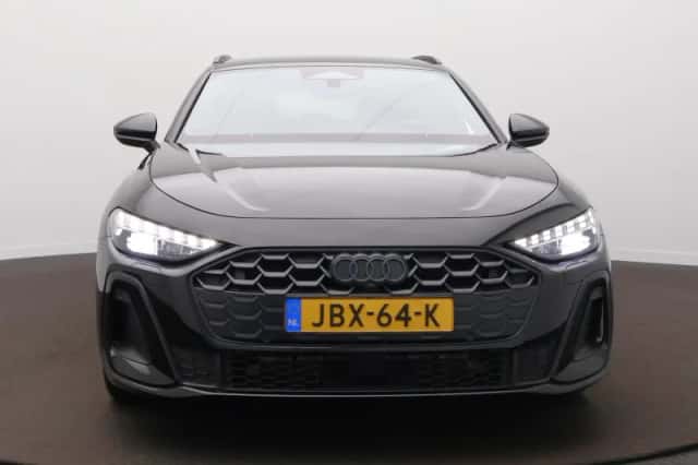 Audi A5 (2025) thumbnail 2