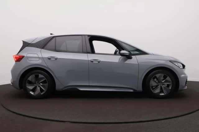 CUPRA Born (2023) thumbnail 4