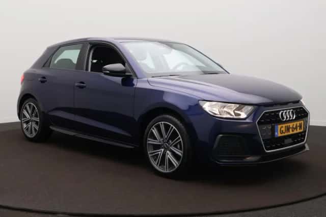Audi A1 (2024) thumbnail 3