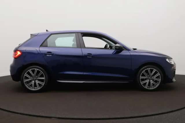 Audi A1 (2024) thumbnail 4