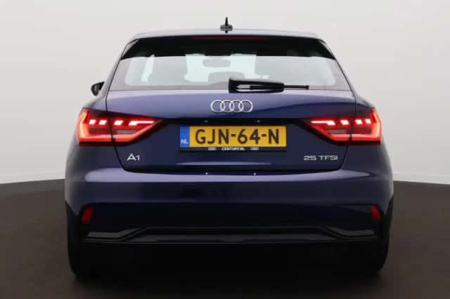 Audi A1 (2024) thumbnail 6