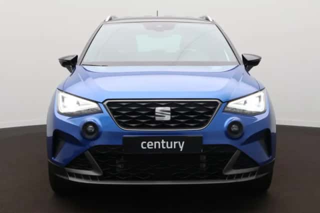 SEAT Arona (2025) thumbnail 2