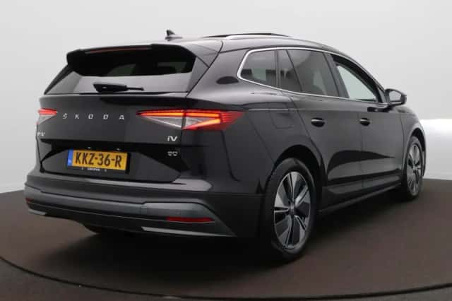 Škoda Enyaq (2023) thumbnail 5
