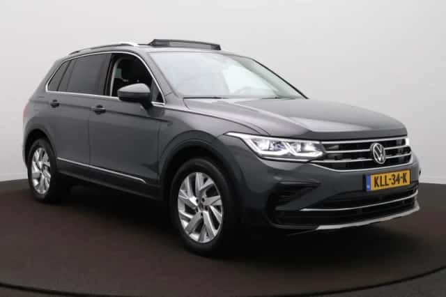 Volkswagen Tiguan (2022) thumbnail 3