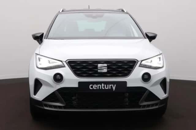 SEAT Arona (2025) thumbnail 2
