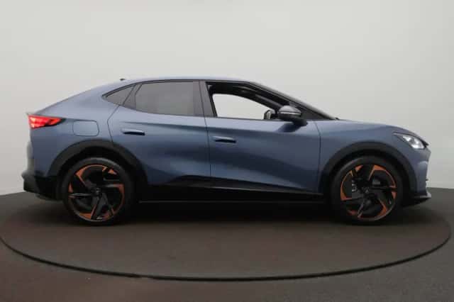 CUPRA Tavascan (2025) thumbnail 4