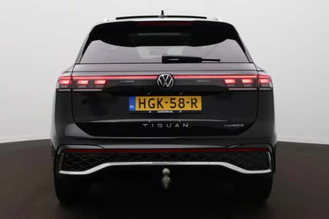 Volkswagen Tiguan (2025) thumbnail 6