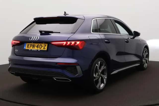 Audi A3 (2023) thumbnail 5